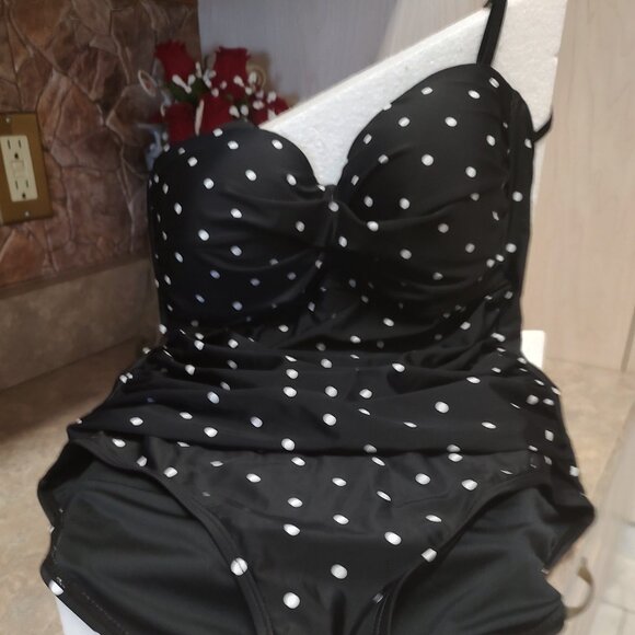 'OCEAN BLUES' 1PC BLACK POLKA DOT SWIMSUIT - Picture 1 of 4